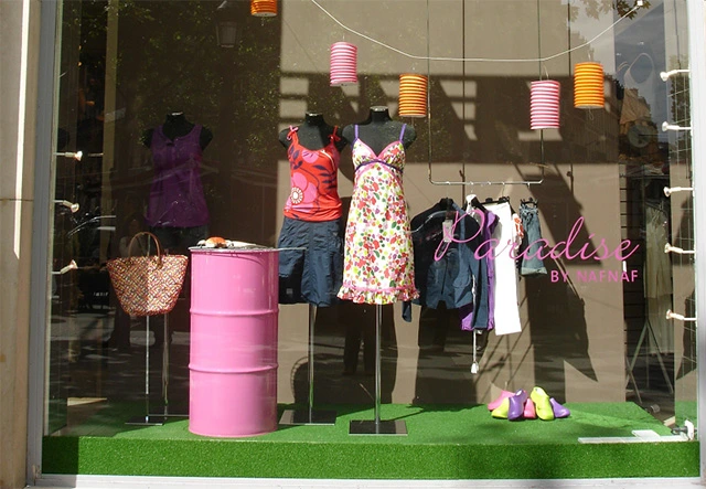 Artificial turf for shops